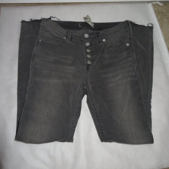 Free People Reagan Button Skinny Jeans - Picture 6 of 10